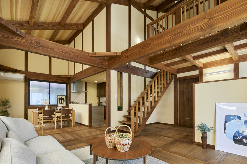 綿半林業 自然素材を生かす、シンプルで機能的なcotton1/2の住まい の画像