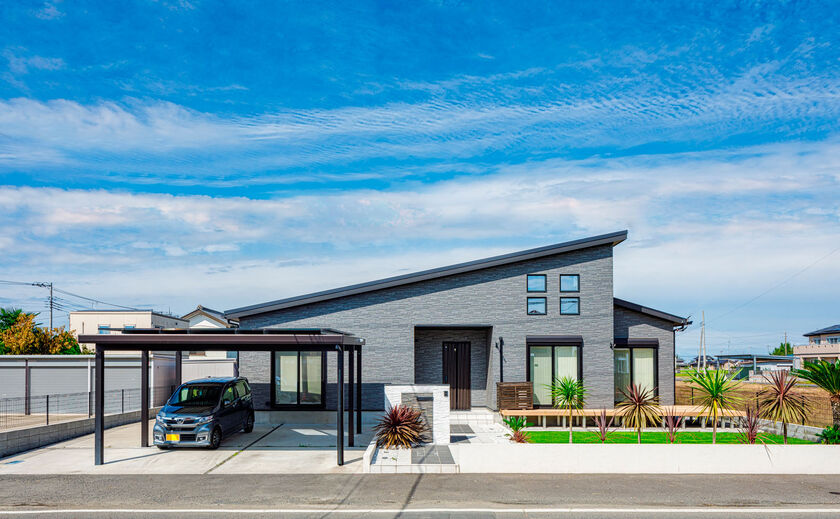 Rico Life. 久喜店 標準で全プランに用意される太陽光発電＋蓄電池の画像