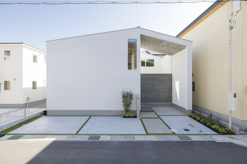 はだしの家． SE構法が誇る耐震性と設計自由度で100年続く家をご提案の画像