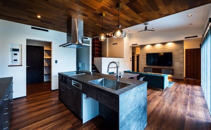 T’s ALL WORKS（ティーズオールワークス） 深い味わいで研ぎ澄ました住まい。生涯コストを見据えた家づくりで、安心と快適をの画像