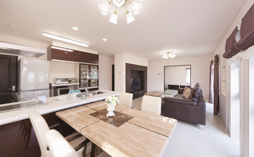 イシカワ 断熱等性能等級5（ZEH基準）を上回る性能、耐震等級は最高等級3が標準の画像