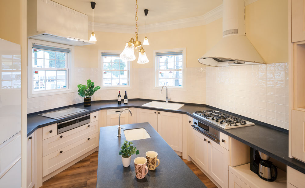 ロビンスジャパン 優れた耐震性・気密断熱性を持つ2×4工法とLow-E複層ガラスサッシが標準の画像