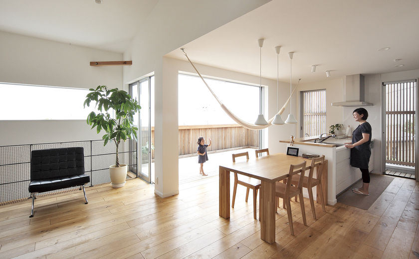 山下建設 “内”と“外”を融合させたプランで、湘南のMY STYLEな暮らしが生涯続く住まいの画像