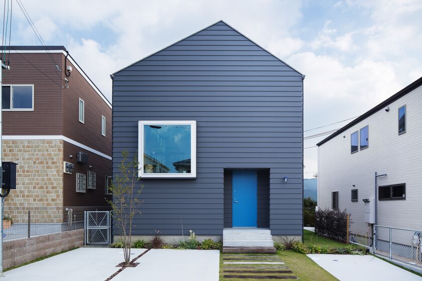 ナカミチホーム ニューヨーク、ブルックリン区に建つようなラフな外観の家の画像