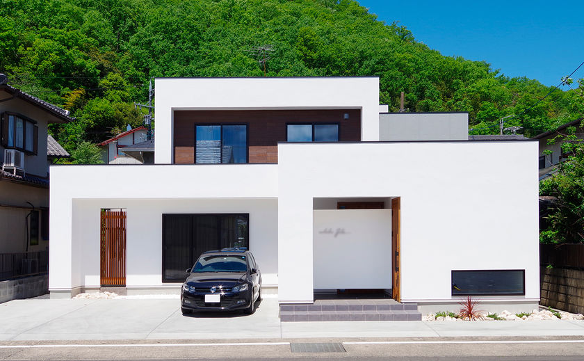 無垢Story 美しいだけじゃない。お部屋の臭いも気にならない「漆喰壁の驚きの力」の画像