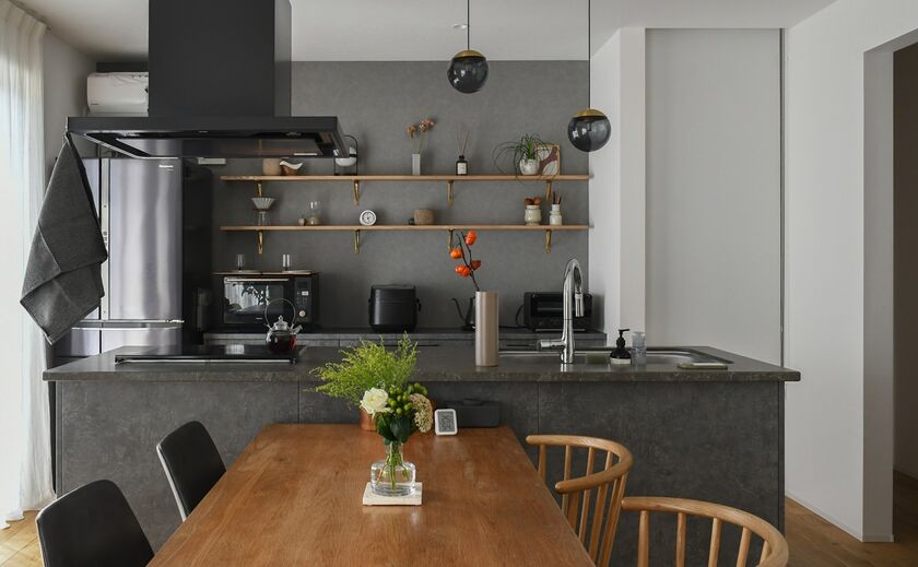 Casa 腕利きの職人と共に創る。洗練されたデザインを支える匠の技術の画像