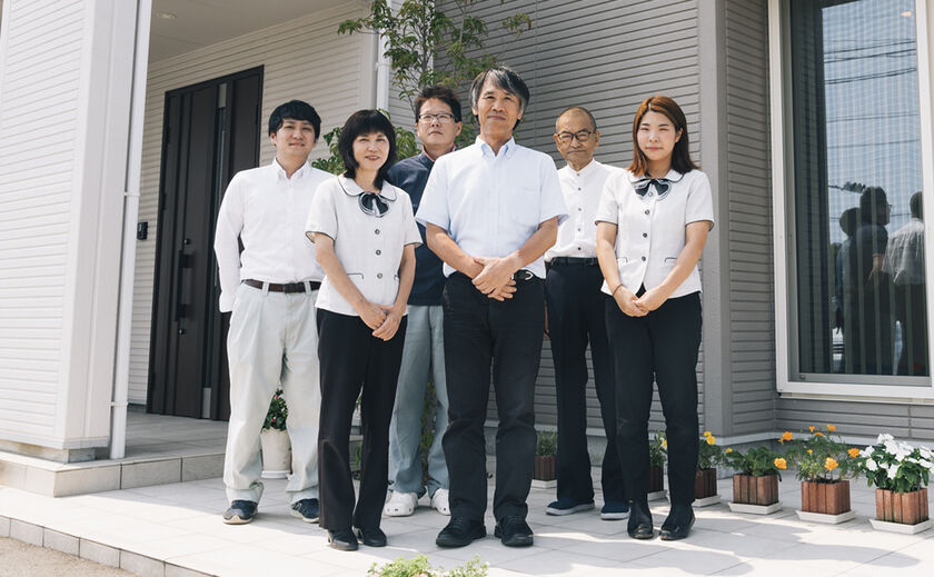 タスク（ユニバーサルホーム半田店） 全国展開するユニバーサルホームのスケールメリットと地元工務店の小回りのよさの画像