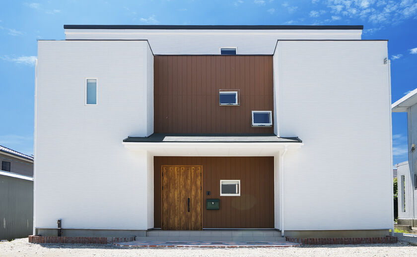 タスク（ユニバーサルホーム半田店） 【すご基礎】床下空間がないから地震に強く、床下浸水やシロアリ対策もばっちりの画像