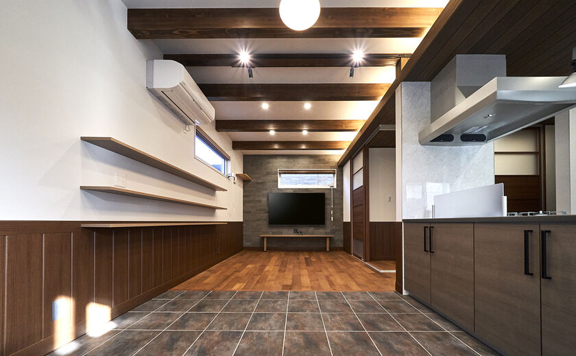 タスク（ユニバーサルホーム半田店） 【1階全面床暖房】基礎を通して足元からじんわり暖か。無垢フローリングも採用OK！の画像