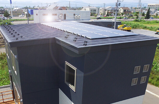 ハウジングカフェ 太陽光パネル標準装備のエネルギーを創る住まいの画像