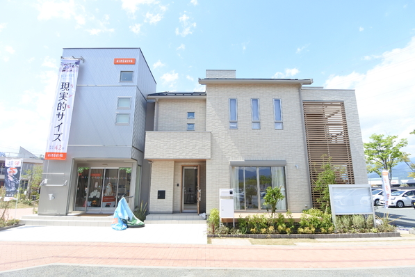 桧家住宅のモデルハウス画像1