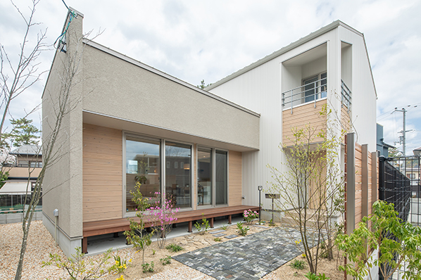 ルポハウス一級建築士事務所のモデルハウス画像1