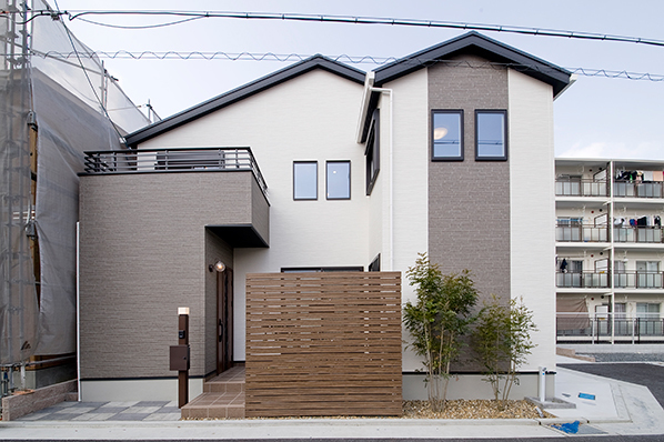 ビーバーハウス　注文住宅事業部　RESTのモデルハウス画像1