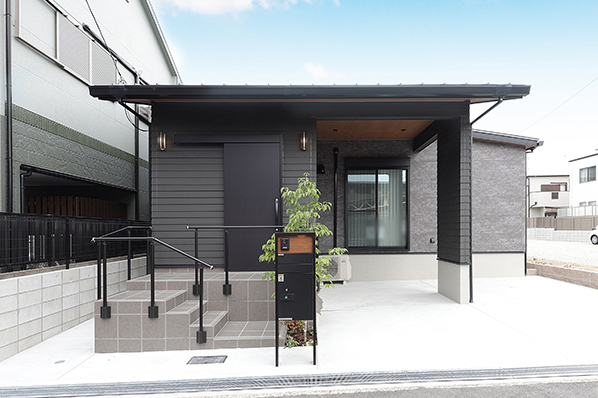 ビーバーハウス　注文住宅事業部　RESTのモデルハウス画像1