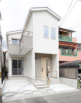 ビーバーハウス　注文住宅事業部　RESTのモデルハウス画像1