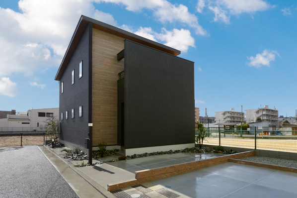 ビーバーハウス　注文住宅事業部　RESTのモデルハウス画像1