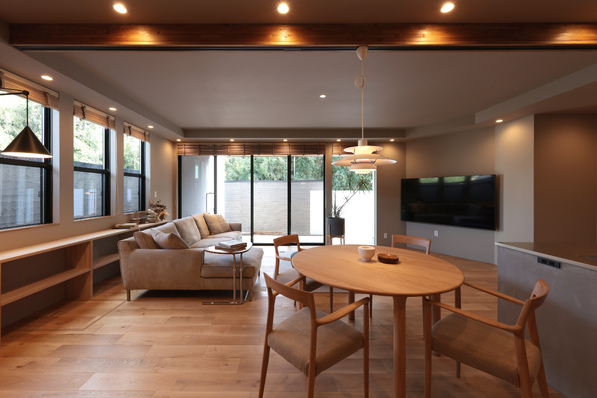 ＰＬＵＳ　ＨＡＵＳ（プラスハウス）のモデルハウス画像1