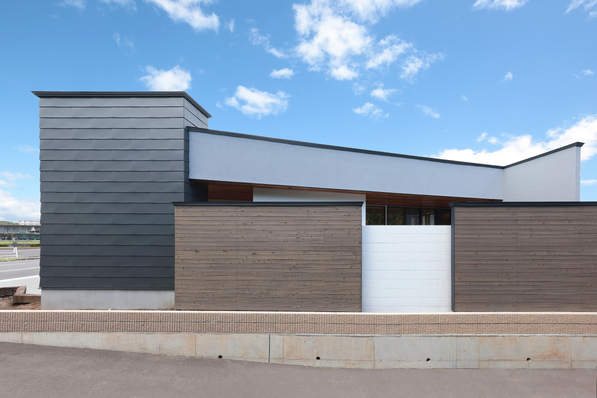 ＰＬＵＳ　ＨＡＵＳ（プラスハウス）のモデルハウス画像2