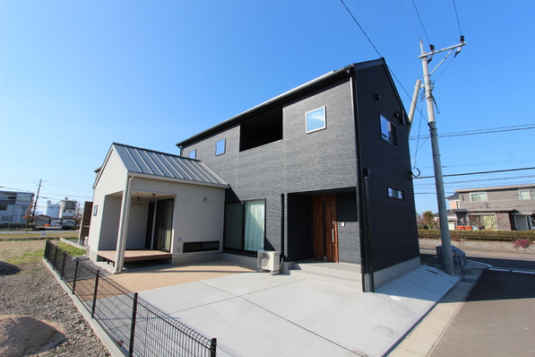 上山建設のモデルハウス画像1