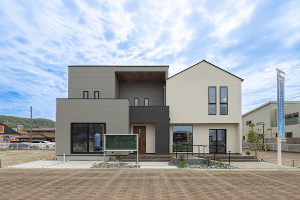 紀の国住宅のモデルハウス画像1