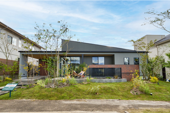 ink collaborate with niko and ... のモデルハウス画像1