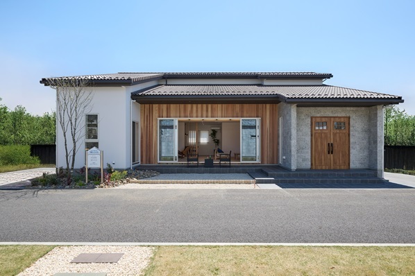 彩ハウスのモデルハウス画像1