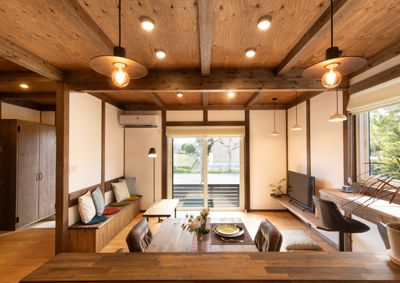 綿半林業のモデルハウス画像2