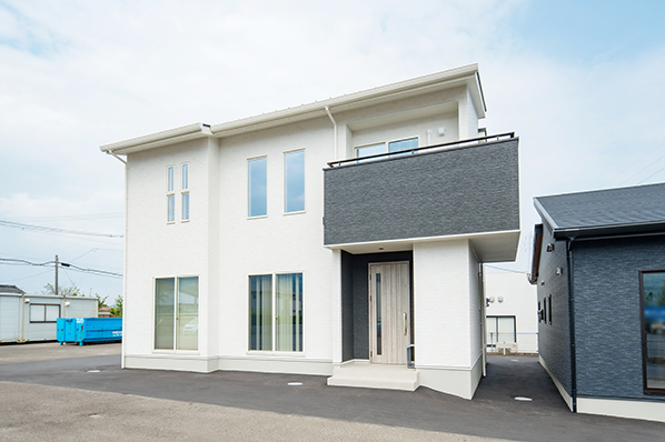 国分ハウジングのモデルハウス画像1