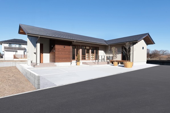 Toiro　四季の住まいのモデルハウス画像1