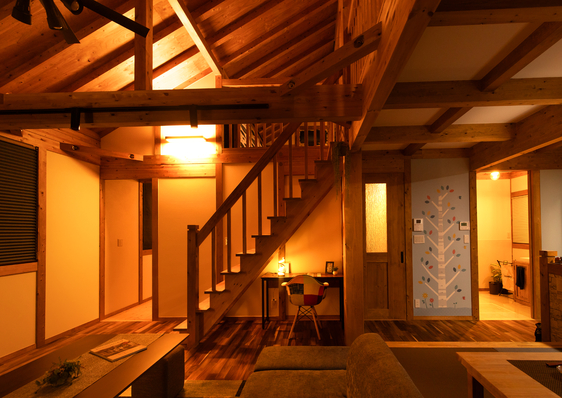 綿半林業のモデルハウス画像2