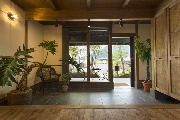 綿半林業のモデルハウス画像2