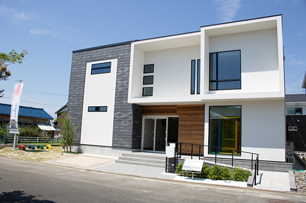 ヤマカ木材のモデルハウス画像1