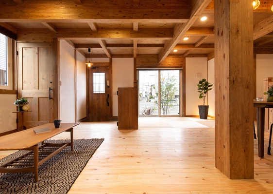 綿半林業のモデルハウス画像1