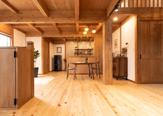 綿半林業のモデルハウス画像2