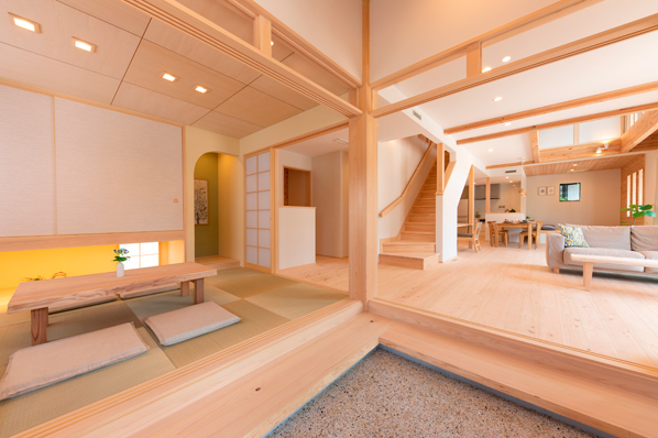 SUUMO】 福工房の【福工房】豊田展示場｜土間とつながる開放感が
