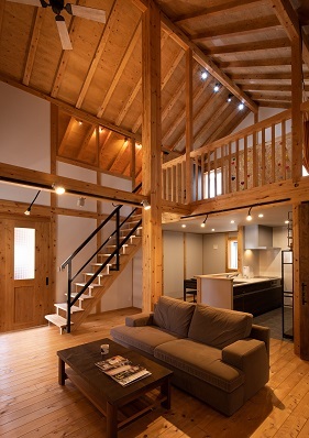 綿半林業のモデルハウス画像2