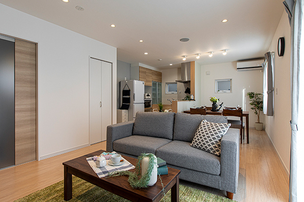 ヤマカ木材　オンリーホームのモデルハウス画像2