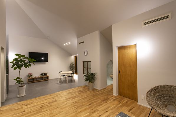 ストークホームのモデルハウス画像2