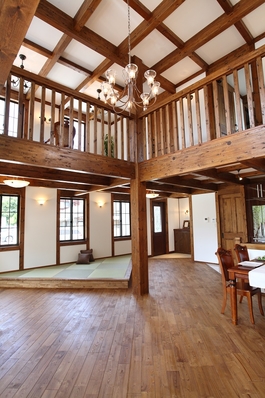 綿半林業のモデルハウス画像2