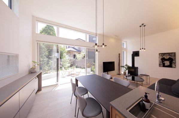 ディー・アンド・エイチのモデルハウス画像2