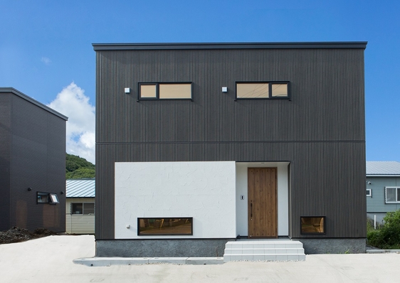 綿半林業のモデルハウス画像2