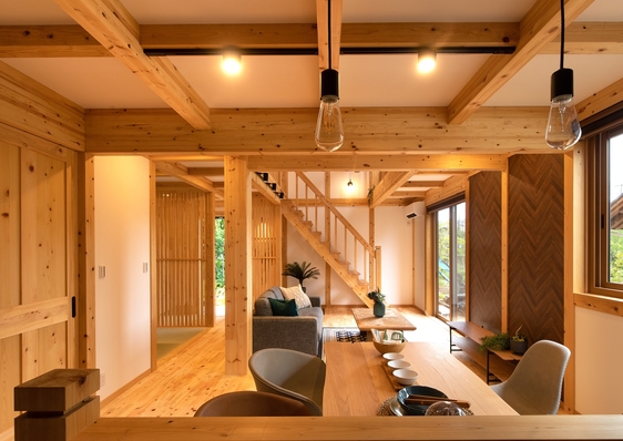 綿半林業のモデルハウス画像1