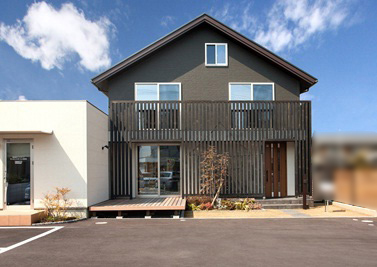 綿半林業のモデルハウス画像1