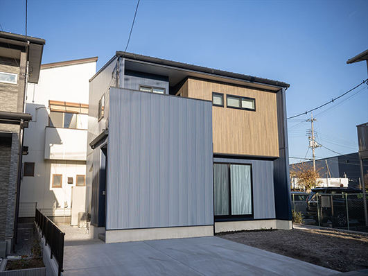 アヴィエスホームのモデルハウス画像1