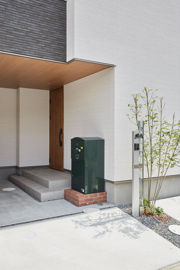 ひのき住宅 【2000万円台/2階リビング/ルーフバルコニー】バルコニーで家族と団らんを楽しむ理想の暮らしの建築実例画像4