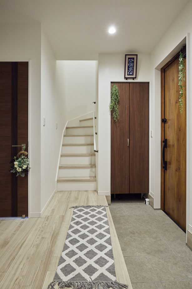 ひのき住宅 【2000万円台/2階リビング/ルーフバルコニー】バルコニーで家族と団らんを楽しむ理想の暮らしの建築実例画像6