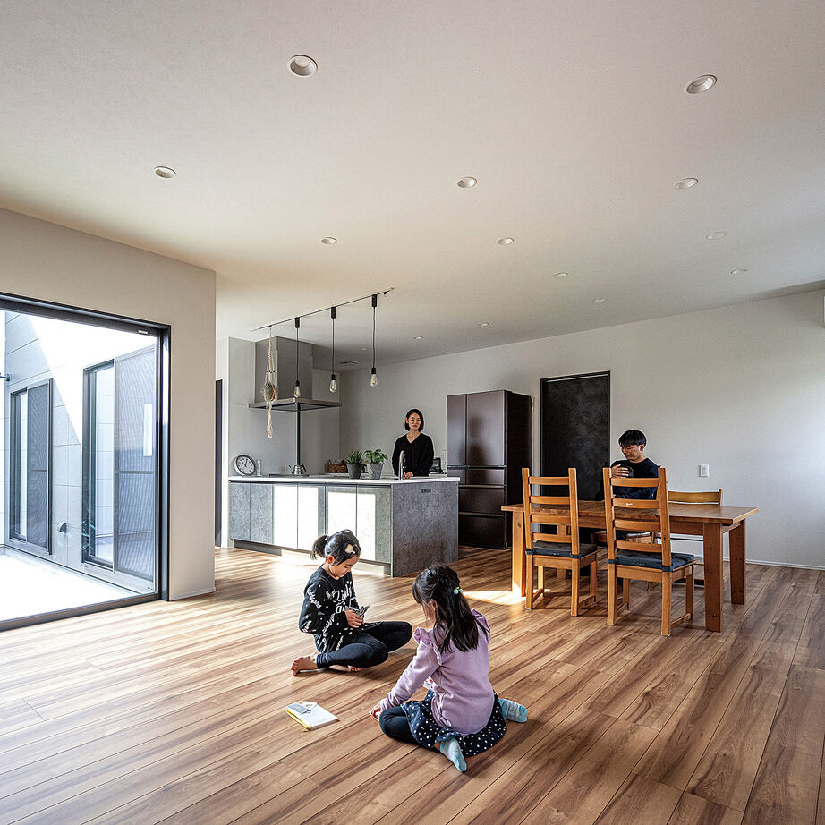 HIGASHIKENCHIKU 東建築の建築実例画像