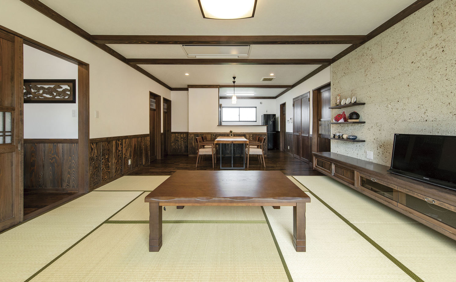一棟入魂　井戸川建築 伝統を感じながらも、現代の感覚を醸し出す。『伝統と技』が生み出す和モダンな平屋の住まいの建築実例画像5