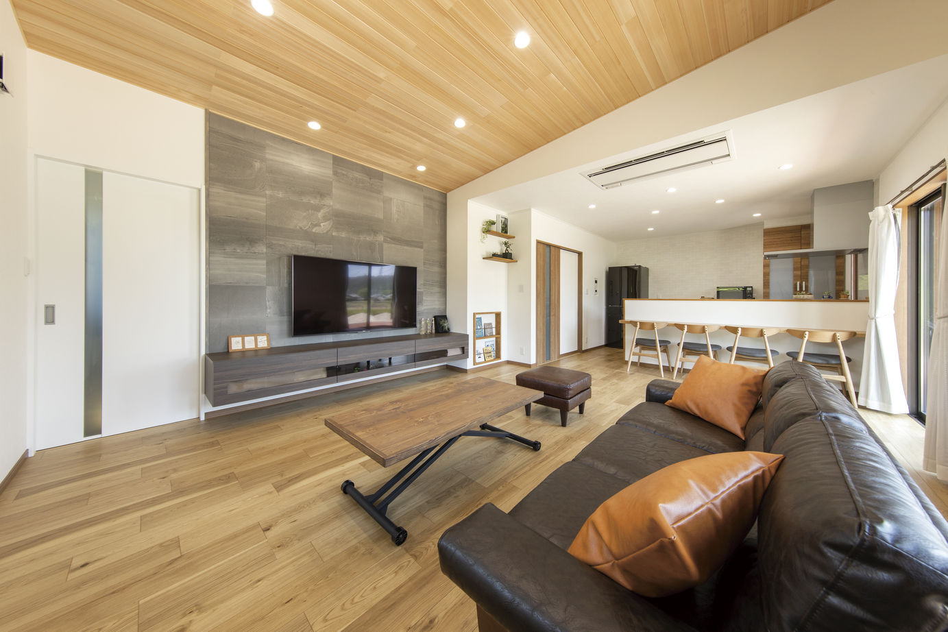 一棟入魂　井戸川建築 木を知り尽くし、美しい空間に設えるセンスと安心の施工力の建築実例画像5