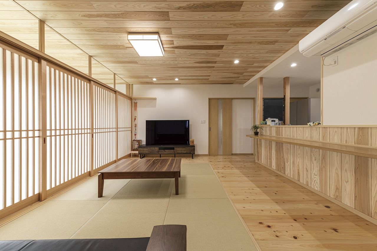 一棟入魂　井戸川建築 和の雰囲気を感じるモダンな平屋。庭に繋がる土間が暮らしの幅を広げるオシャレで楽しい住まいの建築実例画像5